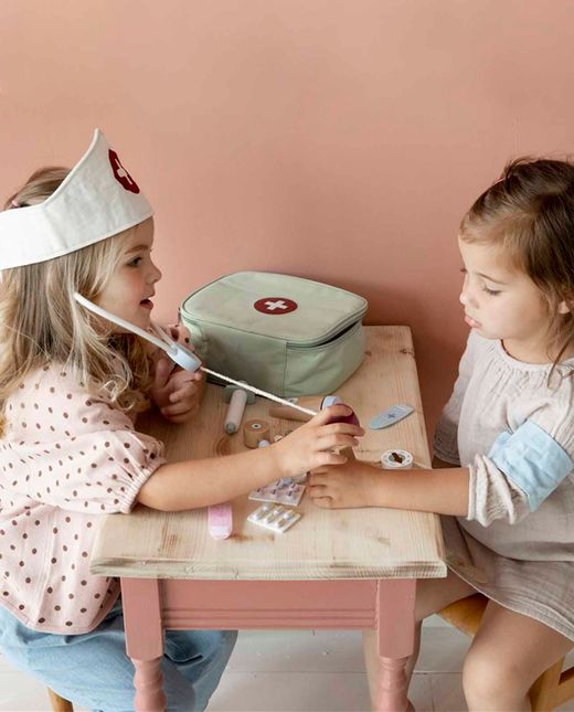 Juego simbólico y muñecas