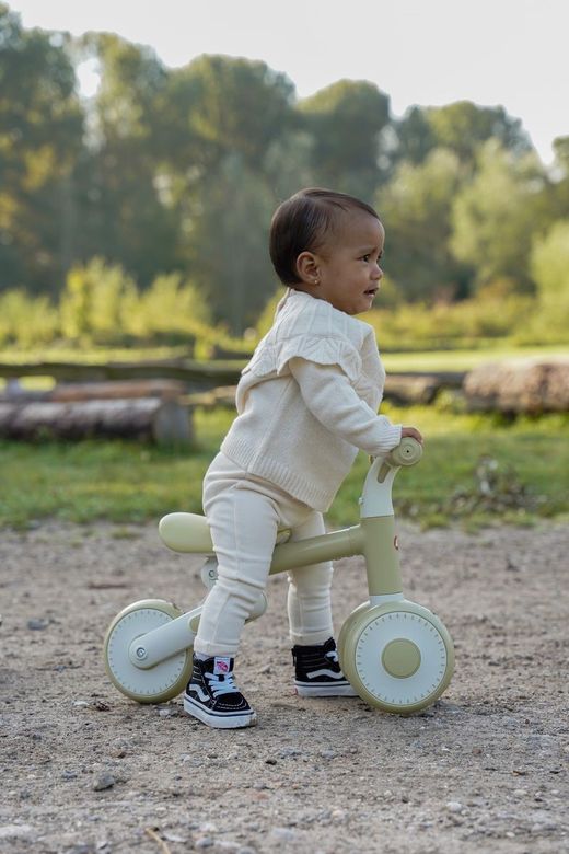 Bicicleta de equilibrio pistacho