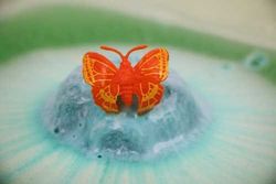BOMBA DE BAÑO Sorpresa Mariposa 1x100gr