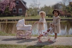 Carro de muñecas flores Little dutch
