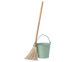 Cubo y fregona en miniatura