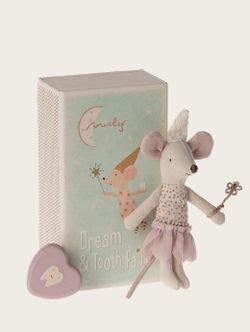 Hada ratoncito Pérez, hermana pequeña en caja de cerillas