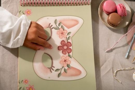 LIBRO RECORTA Y PINTA MÁSCARAS LITTLE DU