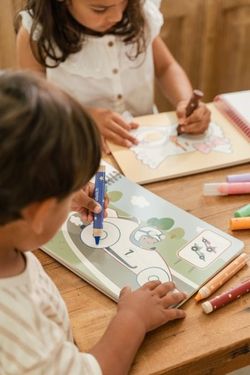 LIBRO RECORTA Y PINTA VEHÍCULOS LITTLE D