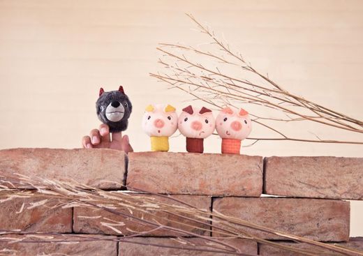 MARIONETAS DE DEDO LOBO Y LOS CERDITOS