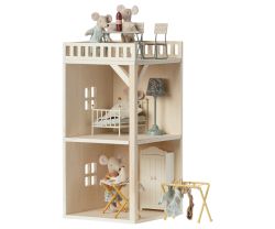 Mouse hole Farmhouse - Acople