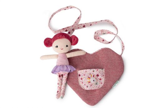 Muñeca Aline con Bolso en Forma de Corazón