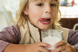 VASO INFANTIL 250 ML ARCOIRIS